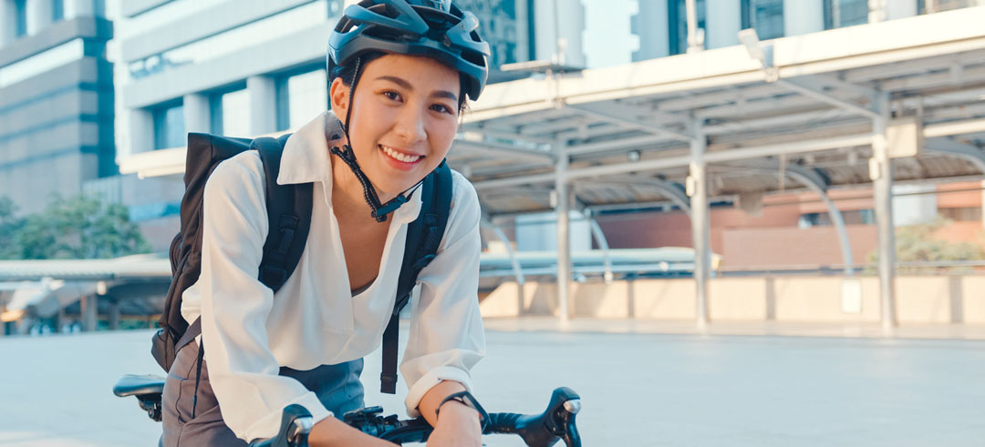 El casco de bicicleta es obligatorio en determinadas circunstancias