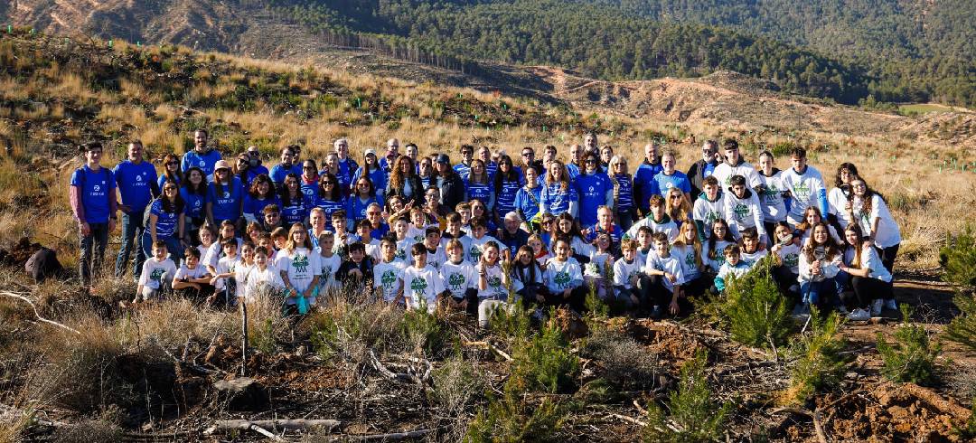 Zurich Seguros planta 1.700 árboles en Tarragona para combatir la deforestación y la sequía