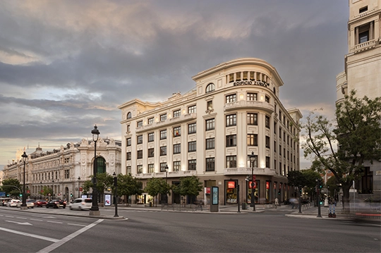 Zurich Seguros vende a Besant Capital su emblemático edificio de la calle Alcalá