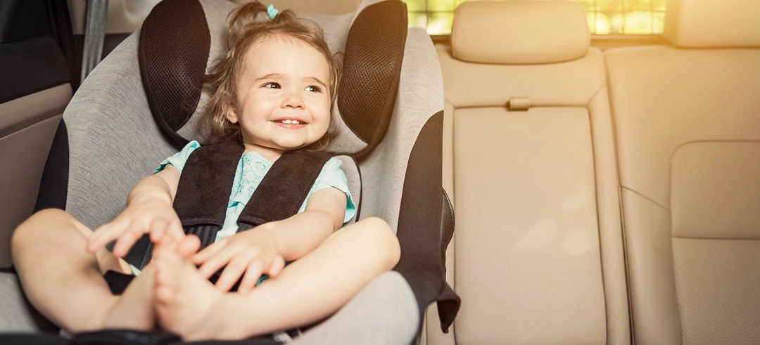 Conoce la nueva normativa de sillita de coche para tus niños