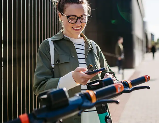 ¿Por donde pueden circular los patinetes eléctricos?